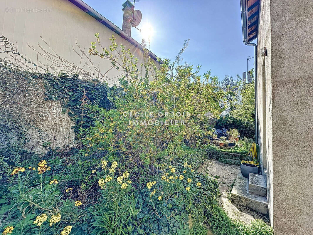 Maison à JOINVILLE-LE-PONT