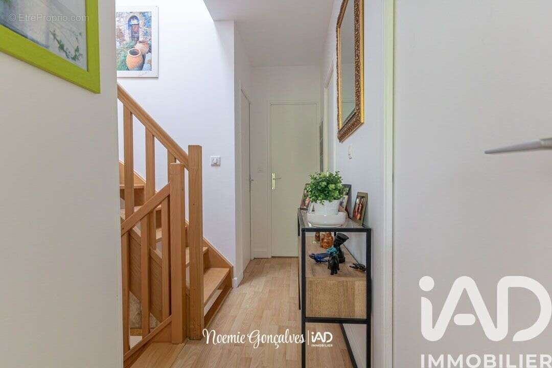 Photo 9 - Maison à EPONE