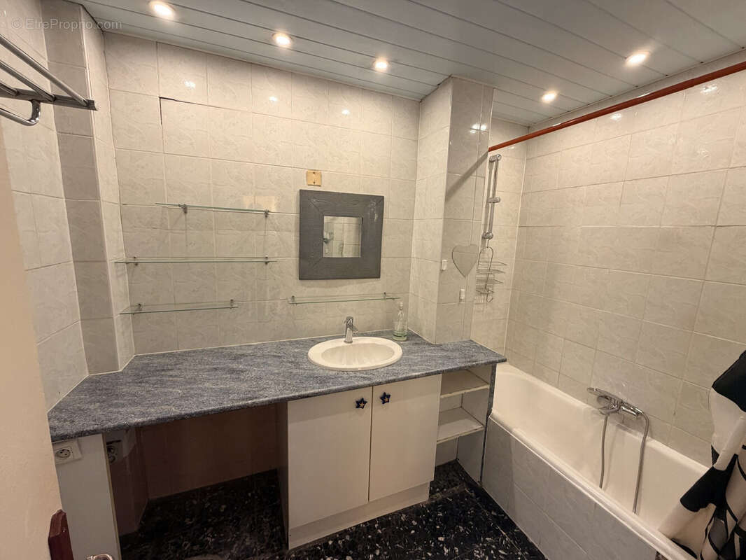 Appartement à LE CANNET