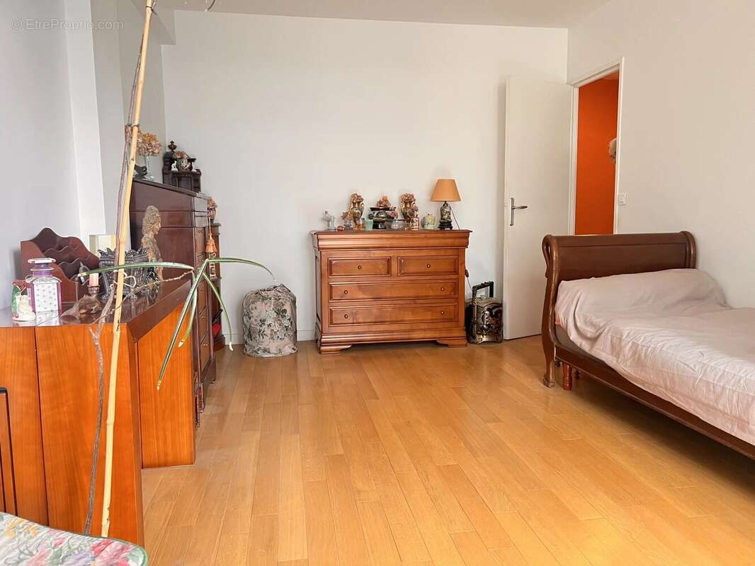 Appartement à PARIS-19E