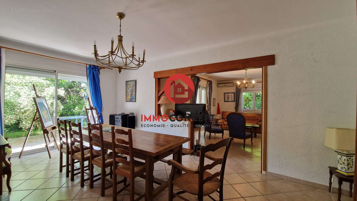 Maison à BAGNOLS-SUR-CEZE