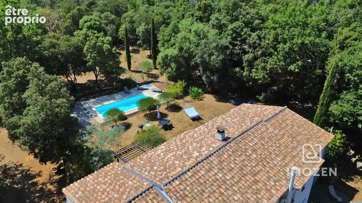 Propriété de caractère avec dépendances, piscine et terrain de 5 809 m2 - photo 5