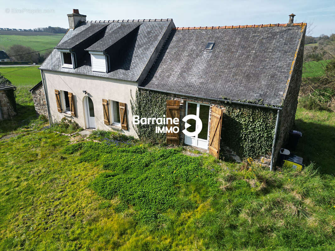 Appartement à PLOUGONVEN