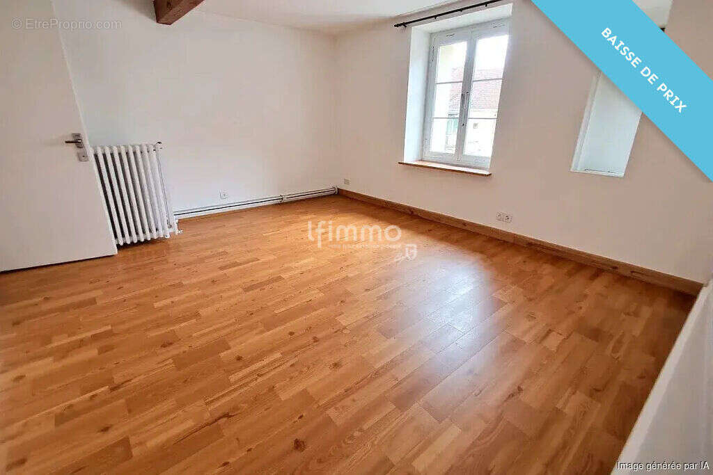 Maison à SAINT-GERMAIN-SOUS-DOUE