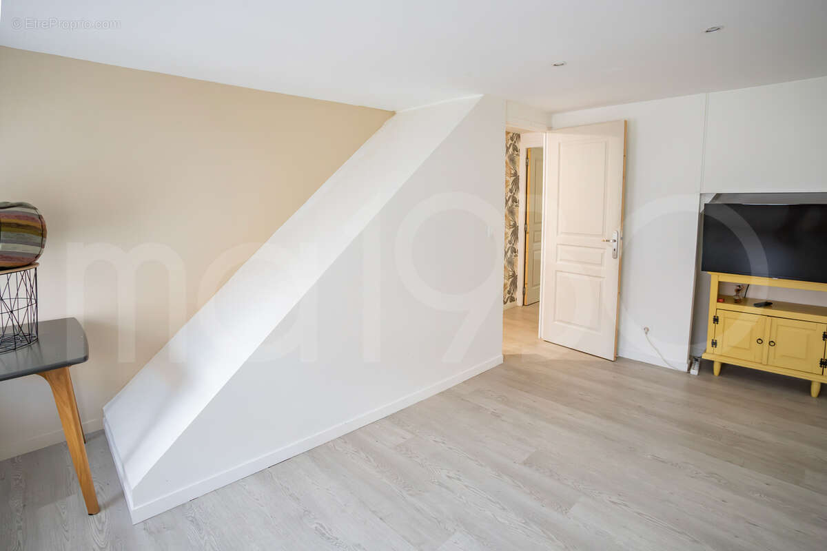 Un triplex avec terrasse en plein centre! - photo 10