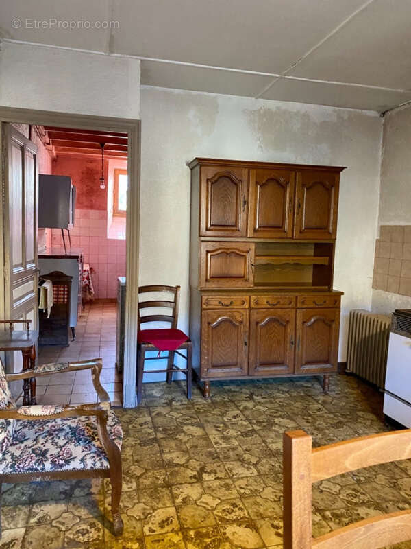 Maison à AUGEROLLES