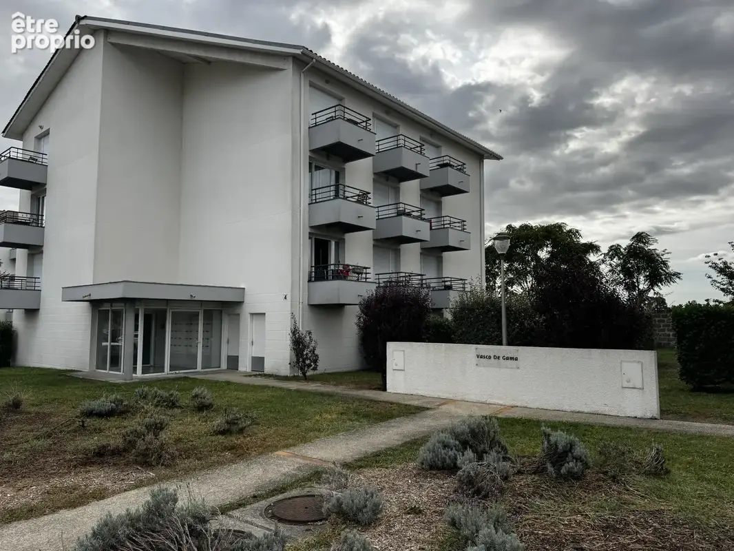 Mérignac Arlac   Appartement T1 avec 1 place de parking et jardinet - photo 6