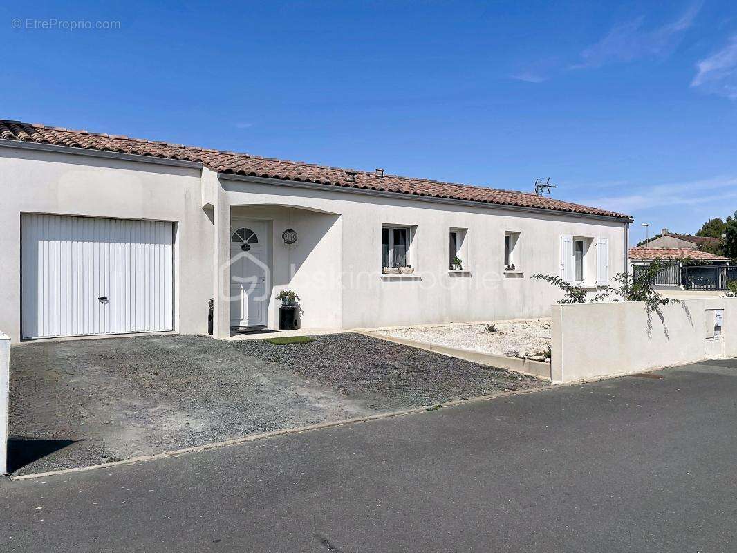 Maison plain-pied - 3 chambres - jardin privatif - photo 9