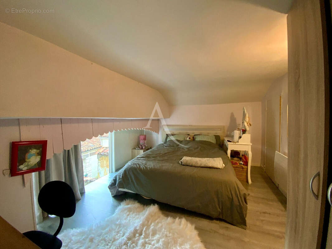 Immeuble mixte commercial et habitation - photo 8
