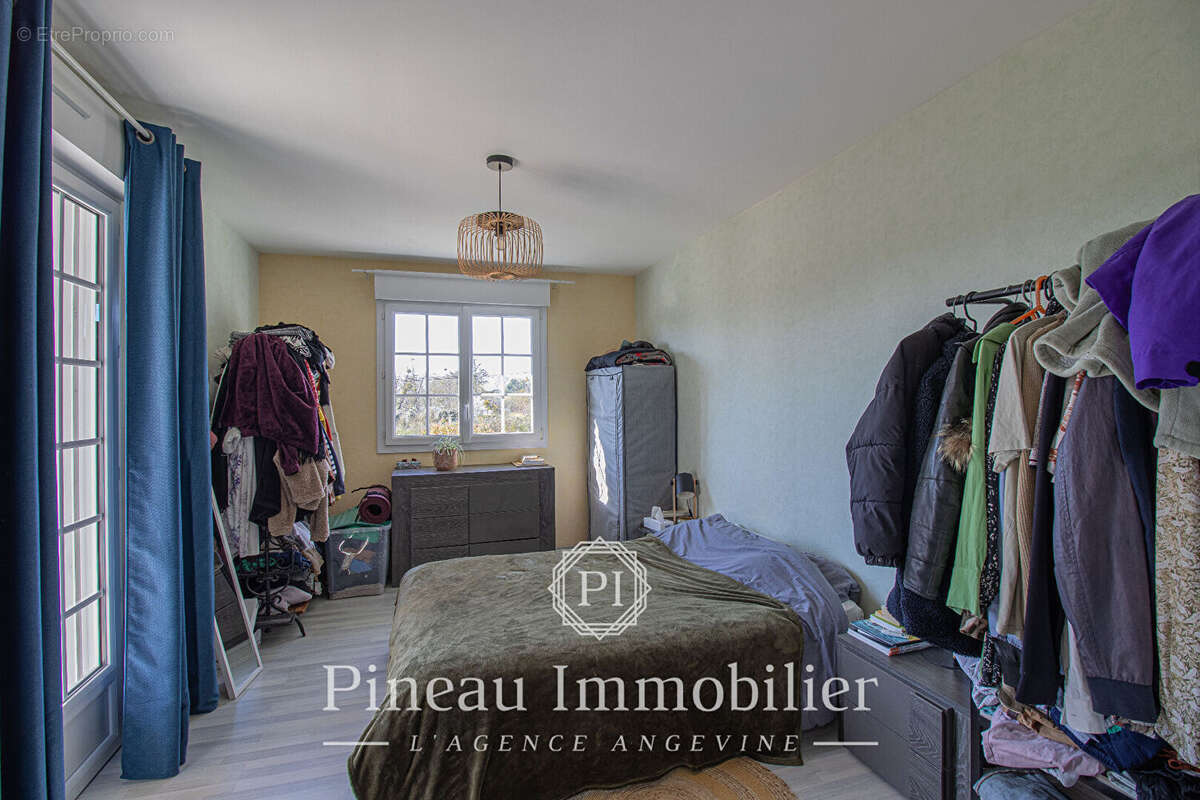 Maison à SAINT-SYLVAIN-D'ANJOU