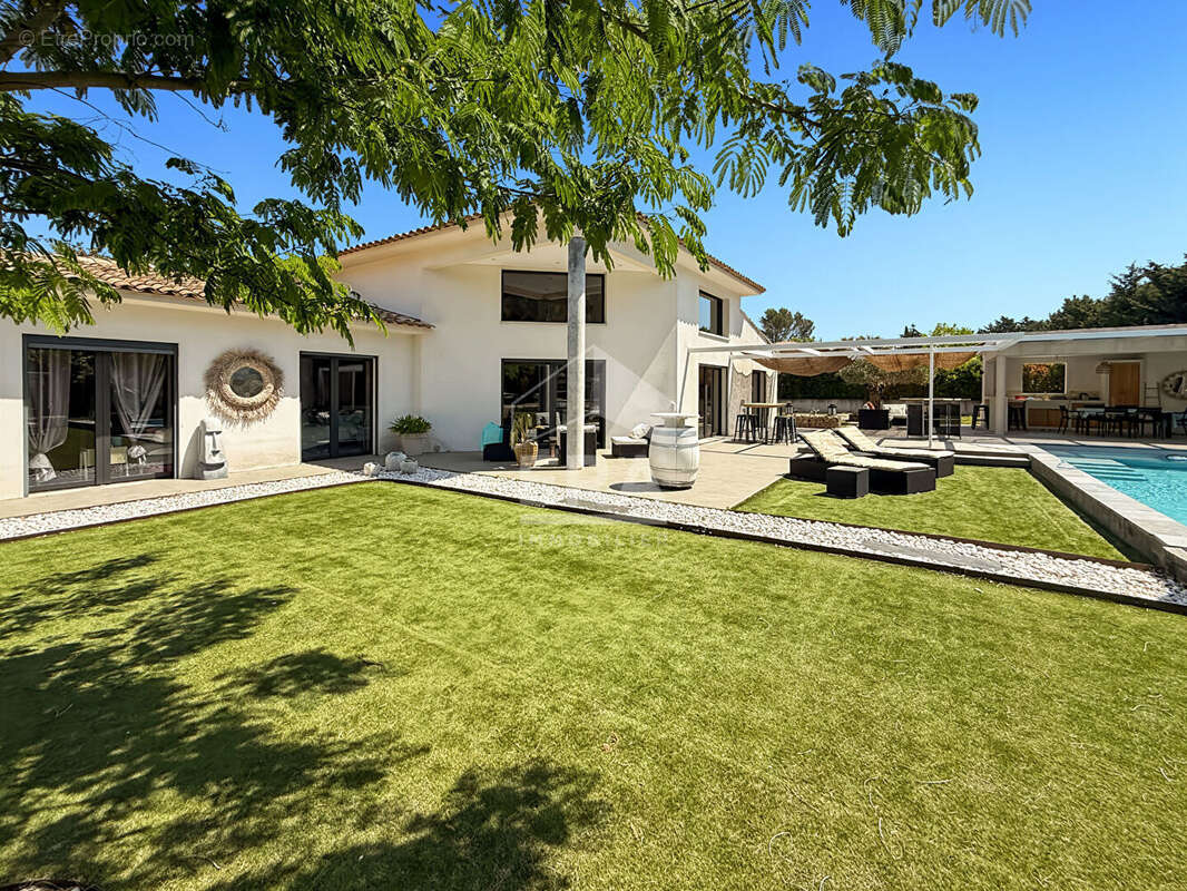 Maison à CABRIES