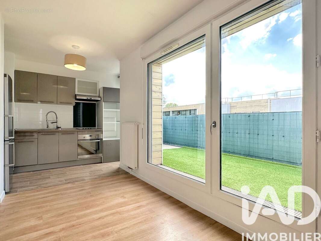 Photo 6 - Appartement à LA COURNEUVE