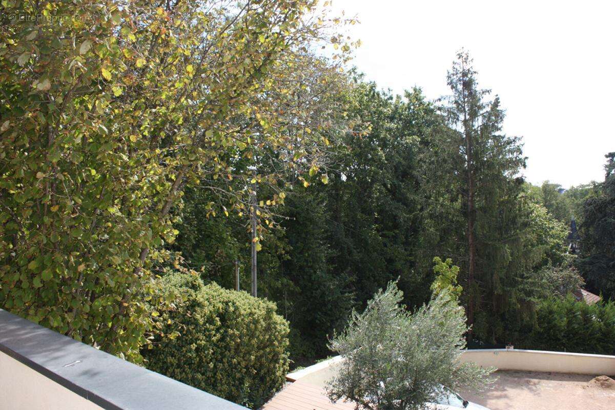 Appartement à SAINT-DIDIER-AU-MONT-D'OR