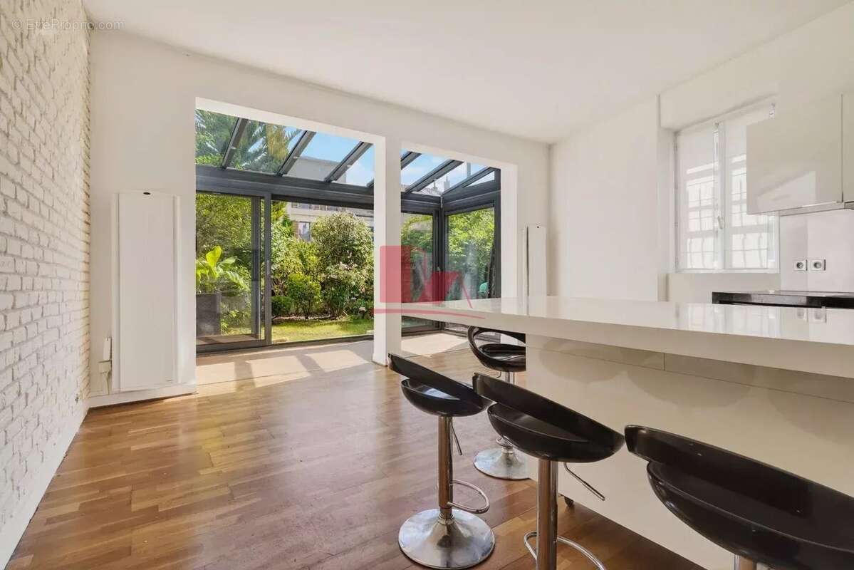 Appartement à VANVES