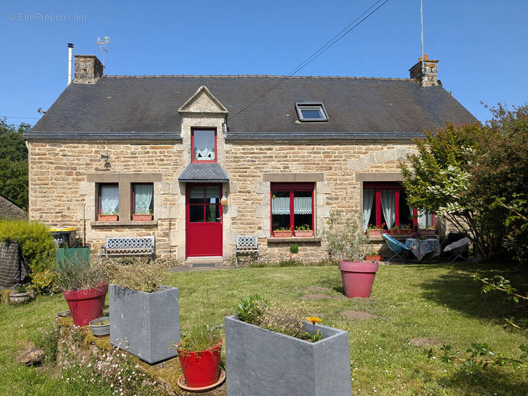 Maison à SAINT-GUYOMARD