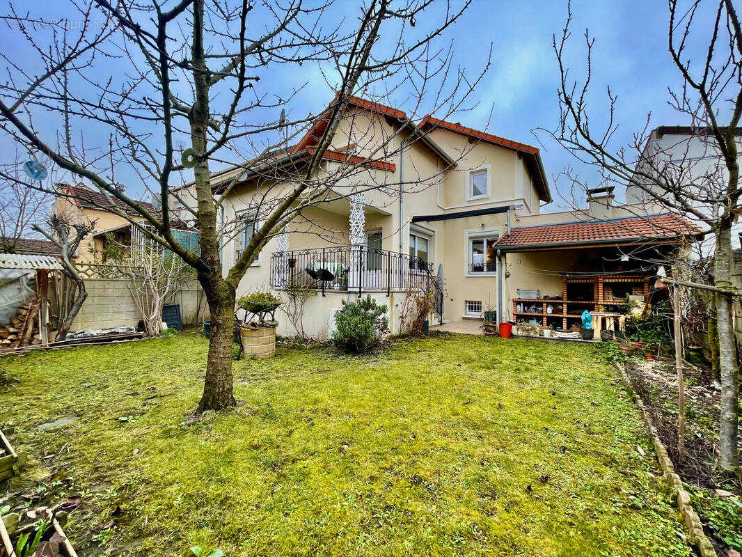 Maison à DRANCY