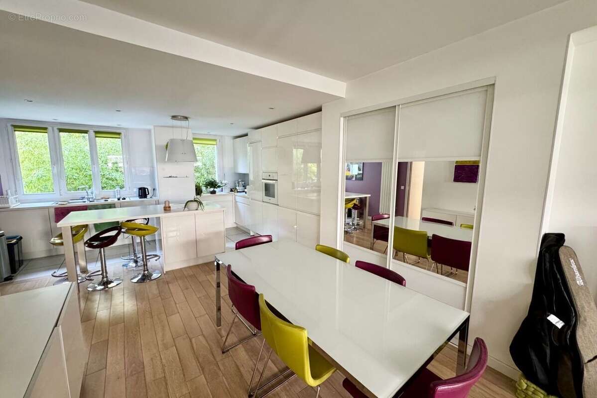 Appartement à PARIS-6E