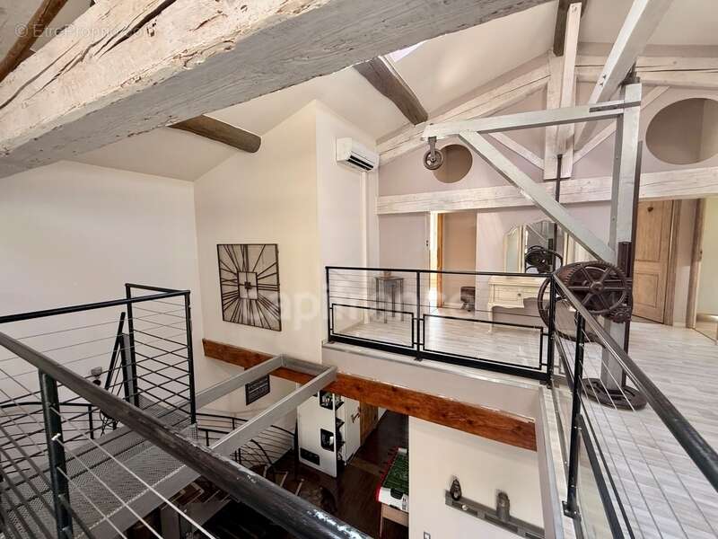Loft exceptionnel 170m2 habitables 4 chambres, 1 garage et jardin à 20km de Carcassonne  avec piscine hors sol - photo 16