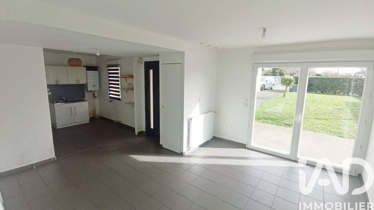 Photo 1 - Maison à LA GENETOUZE
