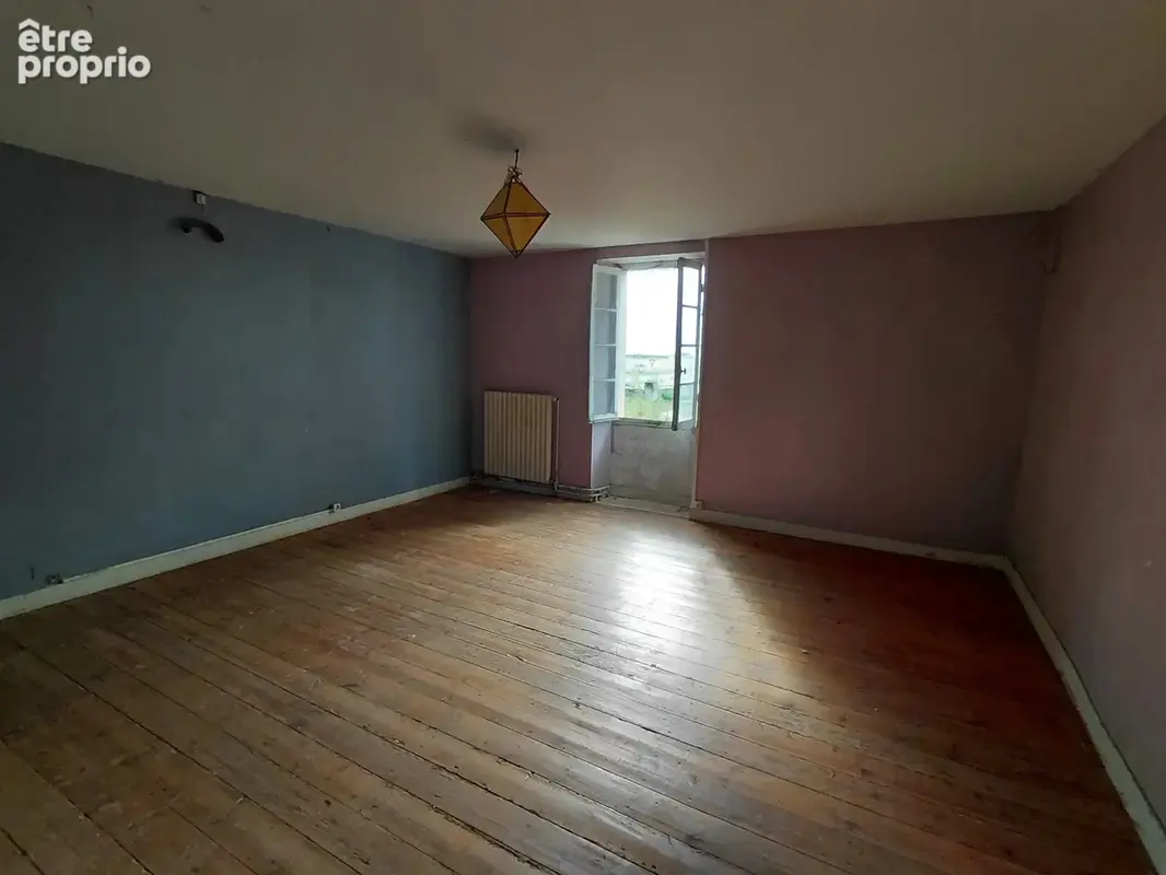 Maison en pierre à renover avec dependances et terrain de 2.5 ha attenant - photo 14