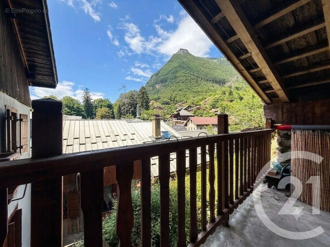 Appartement à TANINGES