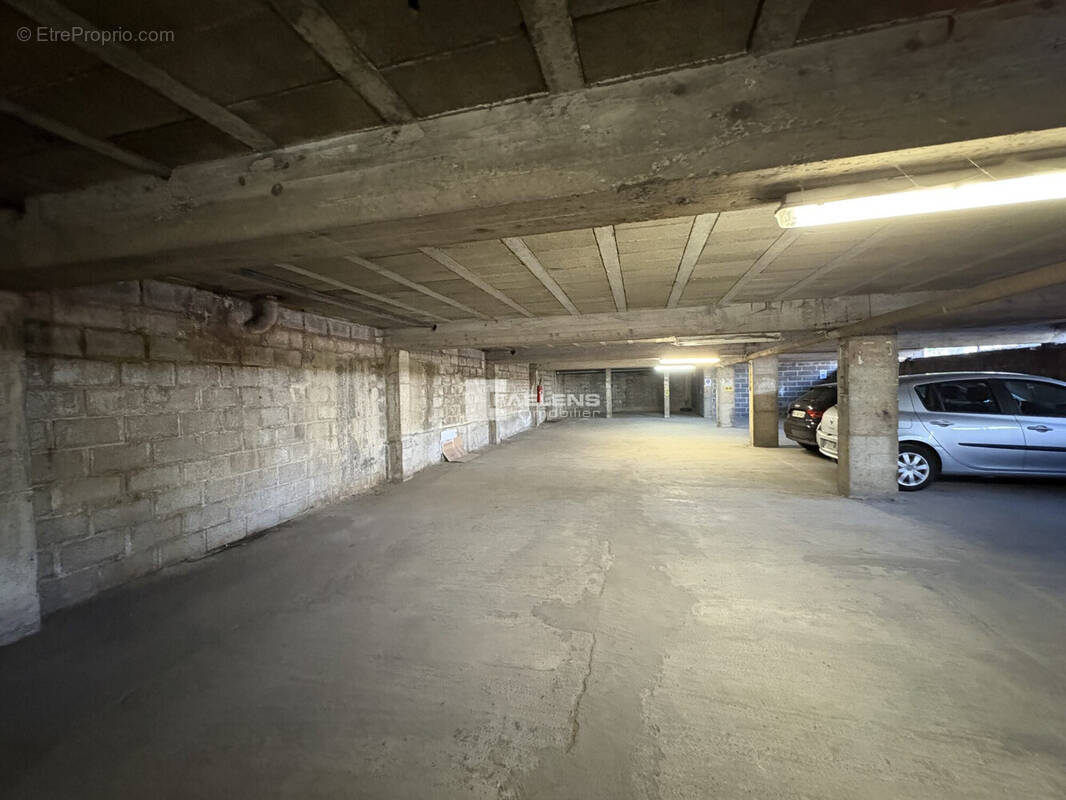 Parking 20 m² à Lille  - photo 2