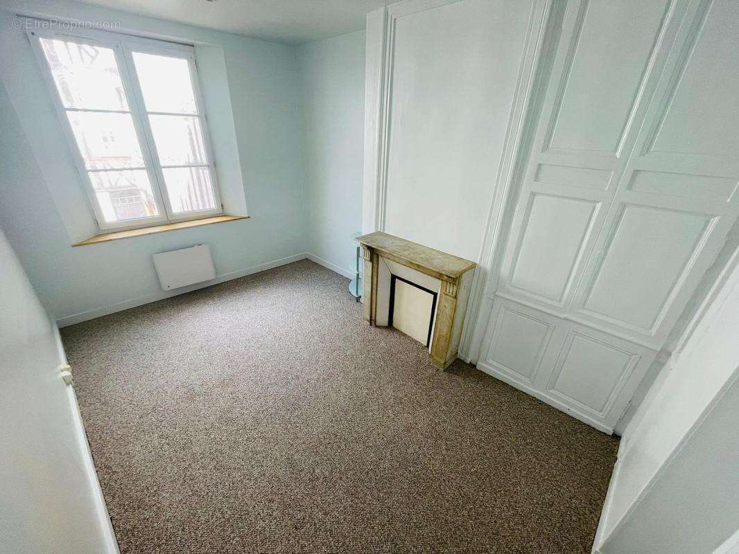 Rouen Centre — Appartement T2 rénové avec cachet, 28 rue du Cordier - photo 3