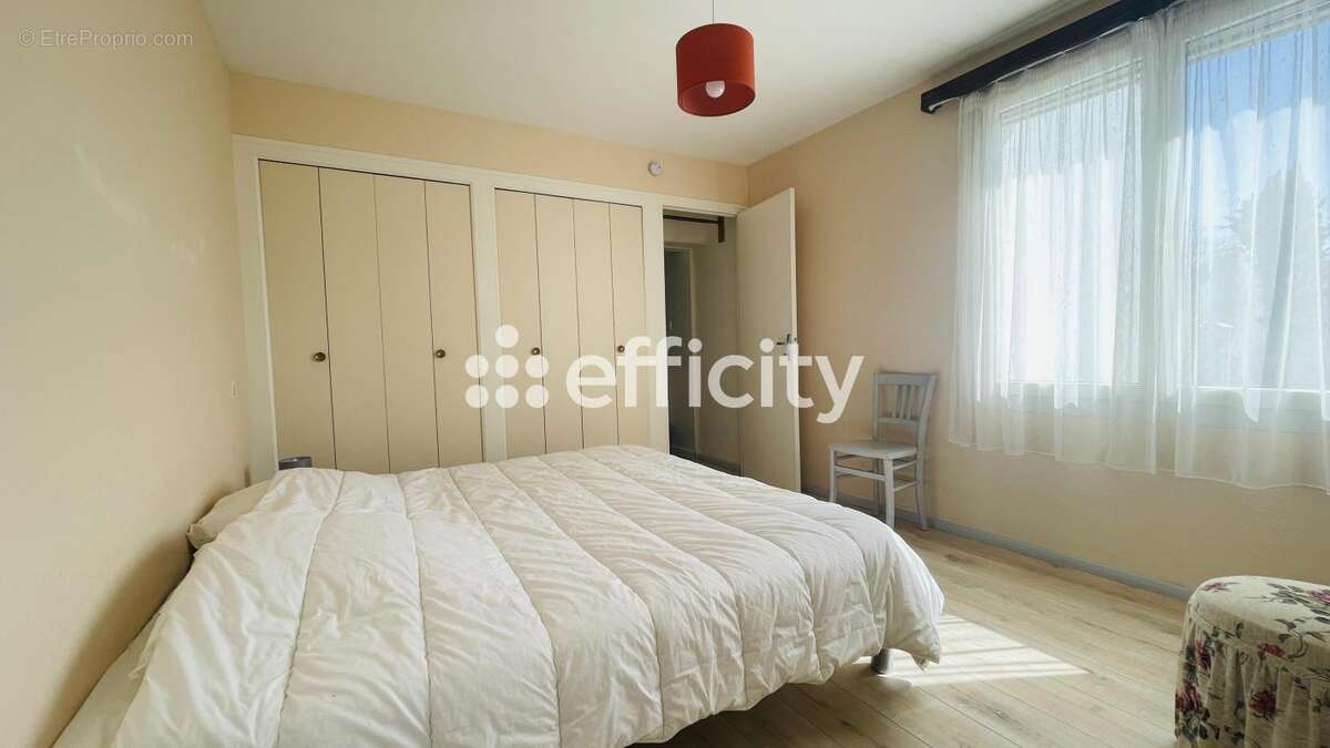 Maison à LA BREE-LES-BAINS