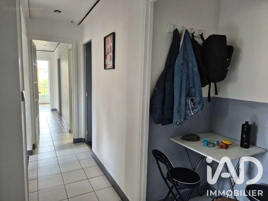 Appartement 71 m² à Villeneuve-Saint-Georges  - photo 2