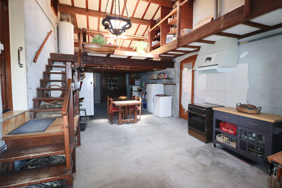 Maison à MESCHERS-SUR-GIRONDE