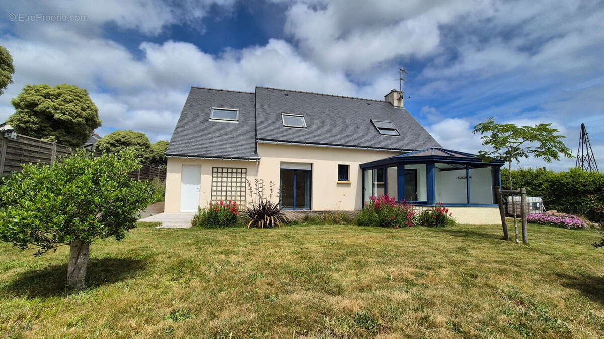 Maison à CLOHARS-CARNOET