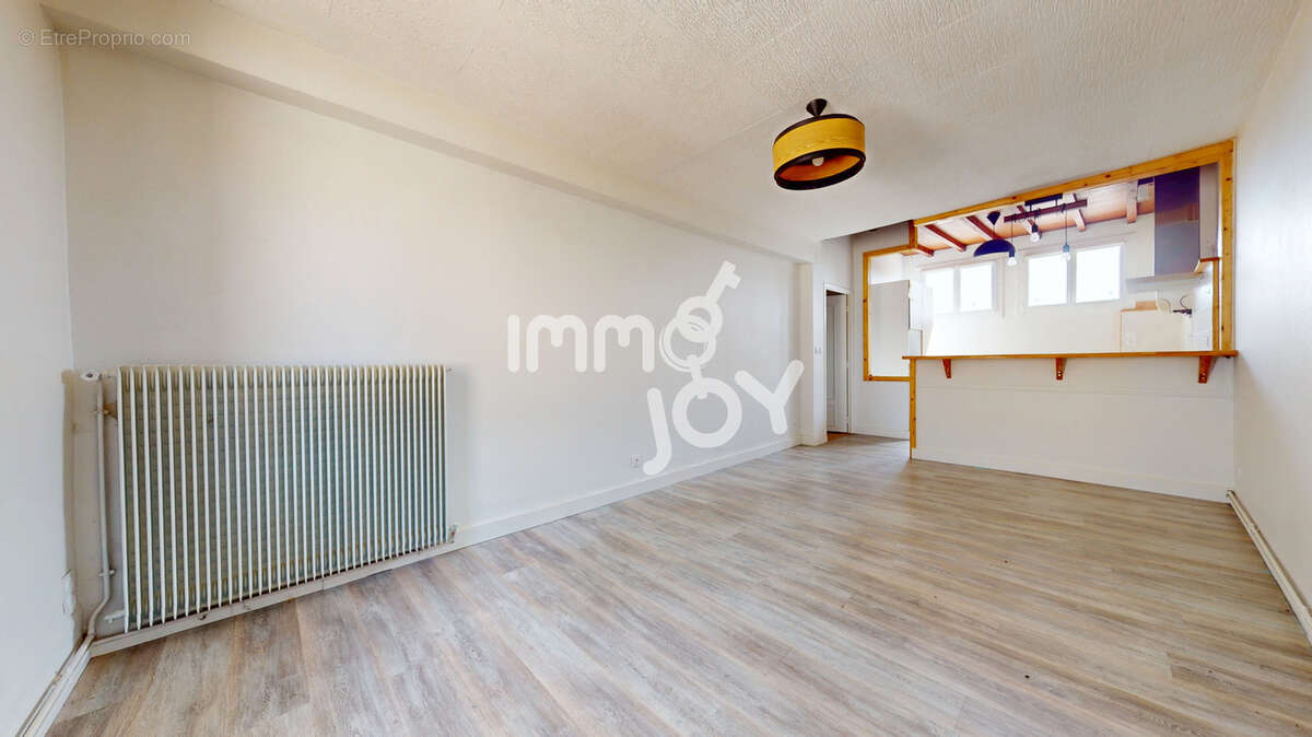 Appartement à VENERQUE