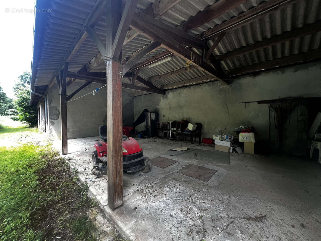 Maison à CAMBLANES-ET-MEYNAC