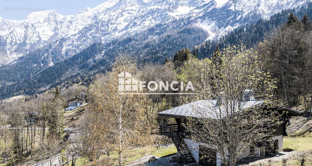 Maison à LES HOUCHES