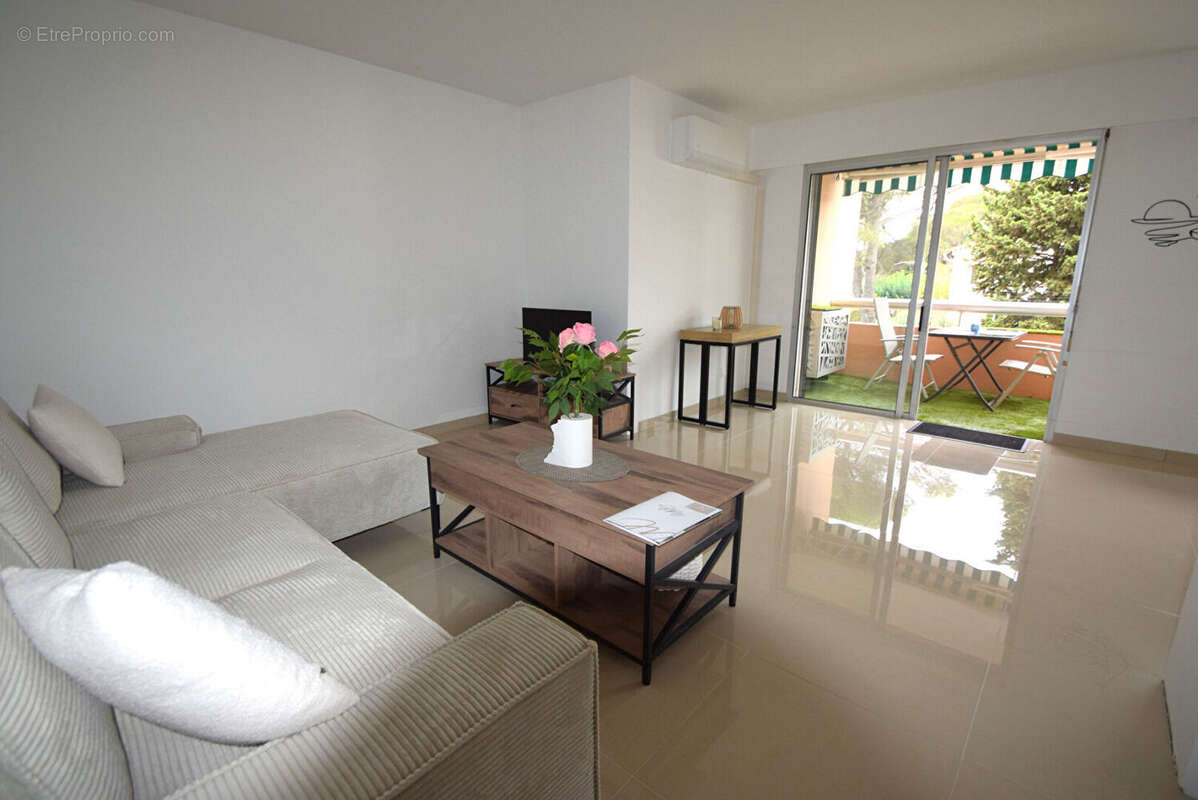 Appartement à SAINT-RAPHAEL