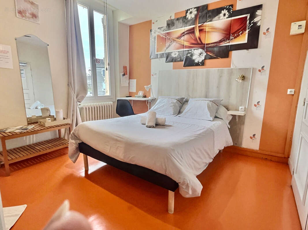 Commerce à VILLENEUVE-SUR-LOT