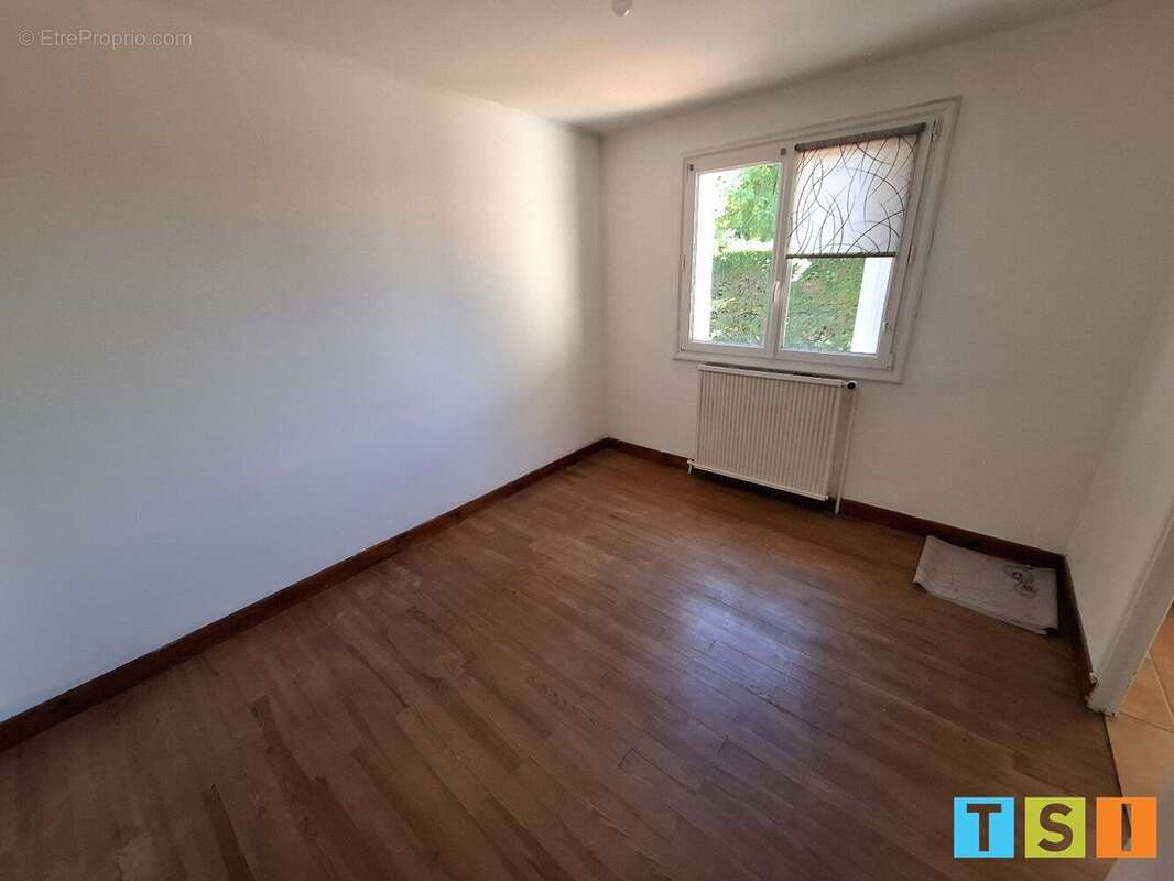 Prox SAINT GAUDENS, au coeur d'un village, maison traditionnelle avec psicine. - photo 7