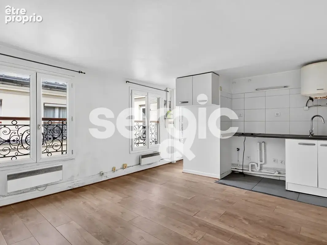 Appartement à PARIS-3E