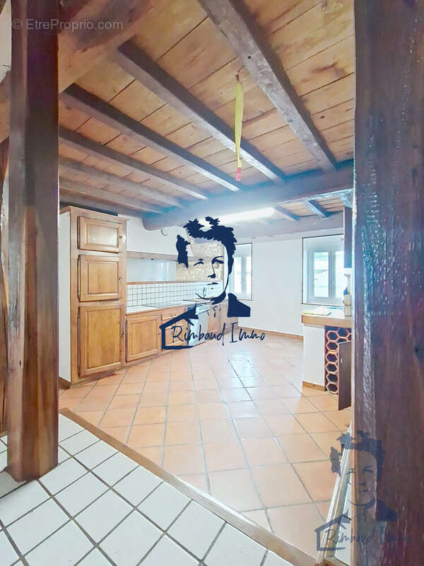 Maison à WARNECOURT