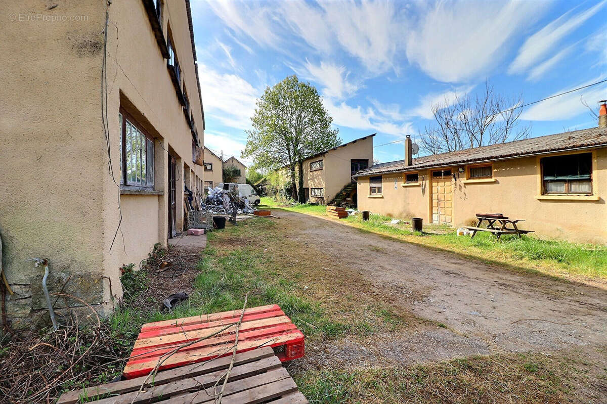 Maison à VILLEFRANCHE-DE-ROUERGUE