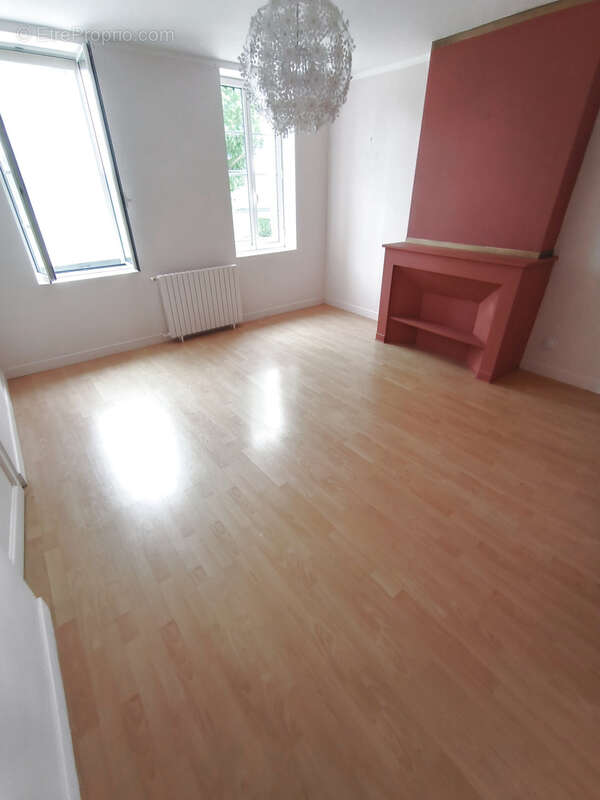 Maison à LEZAT-SUR-LEZE