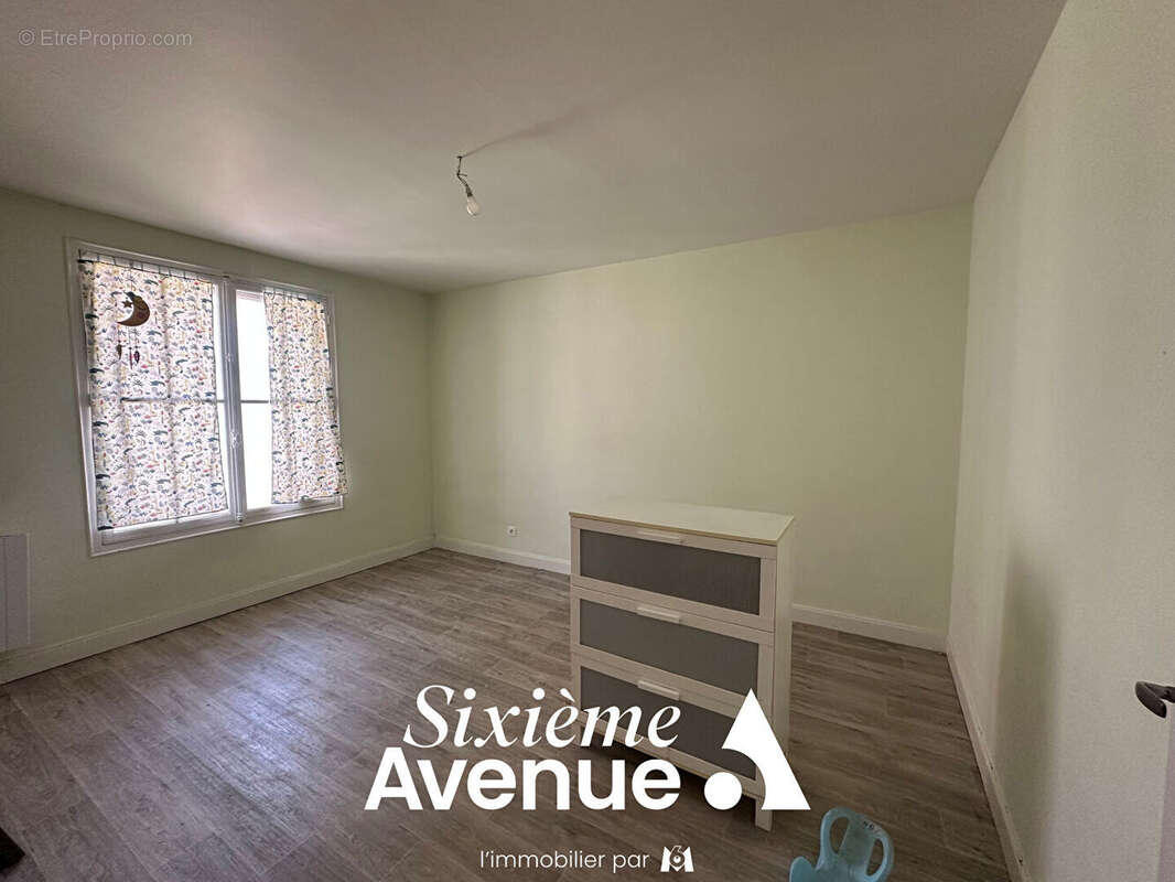 Maison à vendre de type 5 pièces à  Etoges 164.38 m2 - photo 8