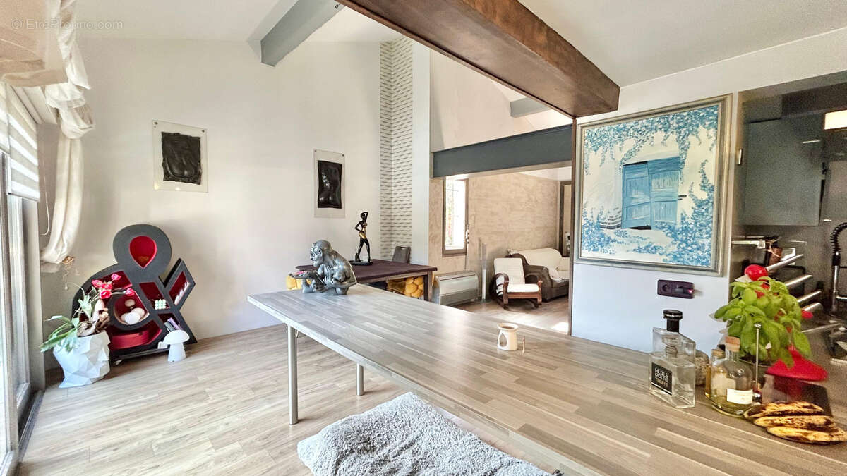 Maison à MONTESQUIEU-DES-ALBERES