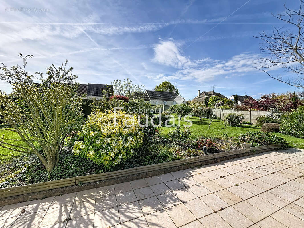 Maison à ISIGNY-SUR-MER