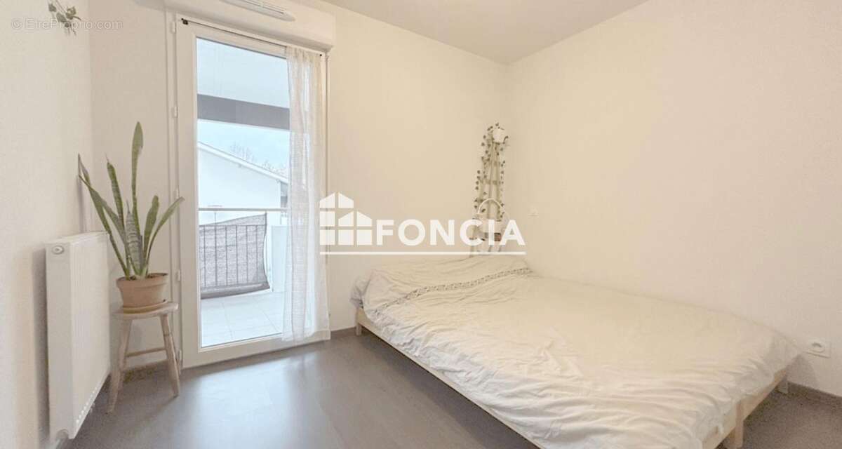 Appartement à TOSSE