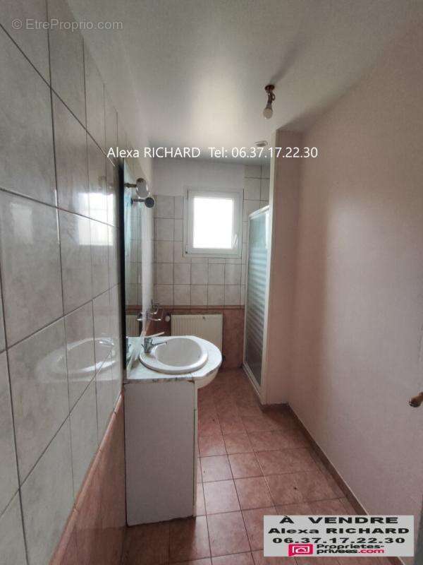 Maison à LA FERRIERE-SUR-RISLE