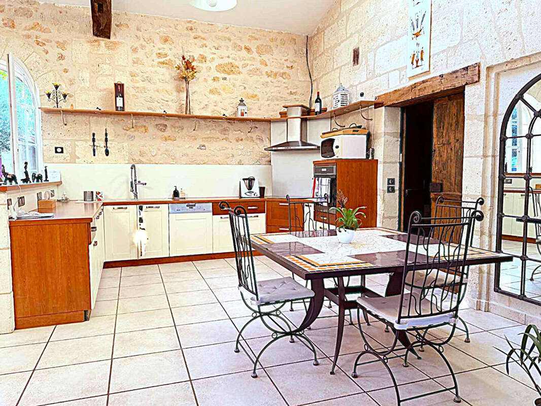 Maison à SAINT-LOUBES