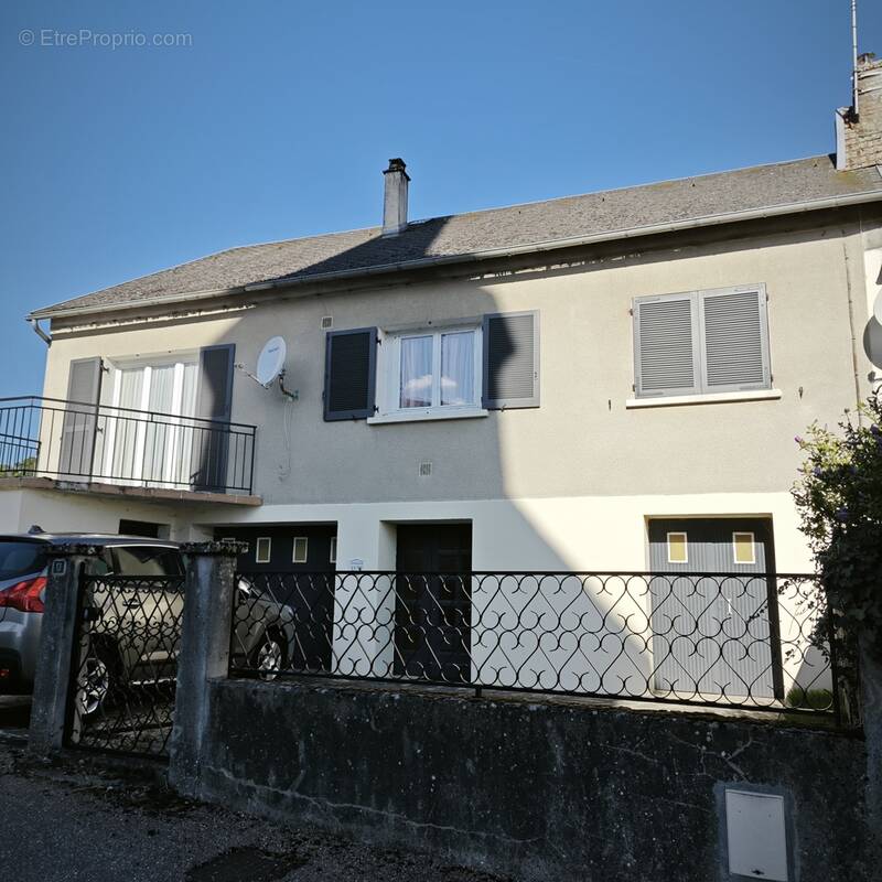 Maison à LA SOUTERRAINE