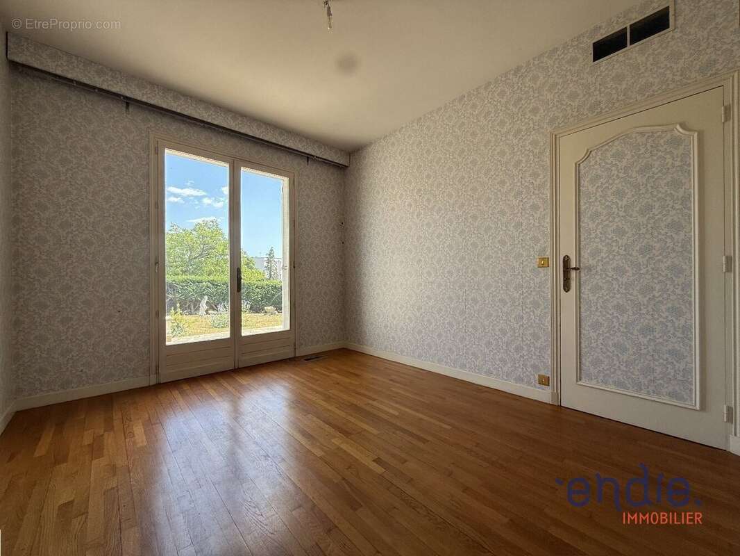 Maison d'architecte 273m3 Dompierre sure besbre - photo 7