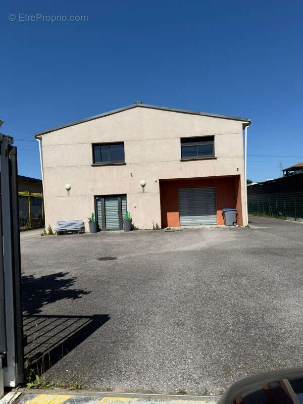 Commerce à BOURG-LES-VALENCE